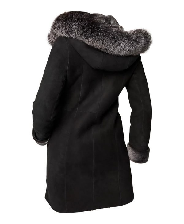 Womens-Shearling-Fur-Coat-With-Hood